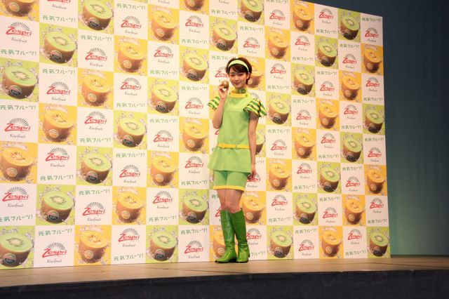 2代目キウイーハニー剛力彩芽の全身ショットも！フォトギャラリー（13枚目）