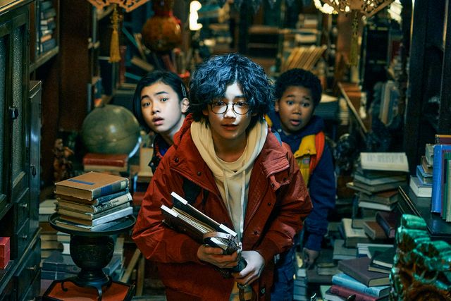 ガッキーの真剣な表情！映画『GHOSTBOOK おばけずかん』場面カット（5枚目）