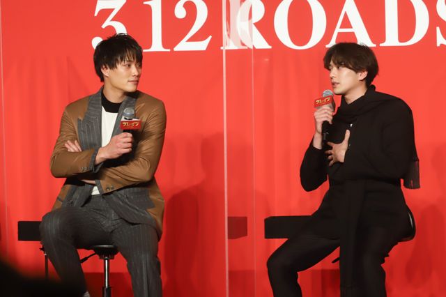 新田真剣佑、鈴木伸之ら三浦春馬さんとの撮影振り返る＜『ブレイブ　－群青戦記－』製作報告会見＞：フォトギャラリー