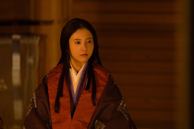 道長が「この世をば」望月の歌を詠む名シーン　「光る君へ」第44回（34枚目）