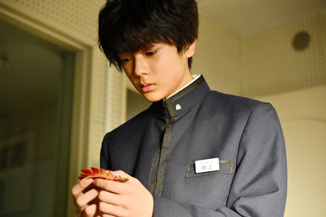 御上の正体が明かされる！「御上先生」第6話場面写真（2枚目）