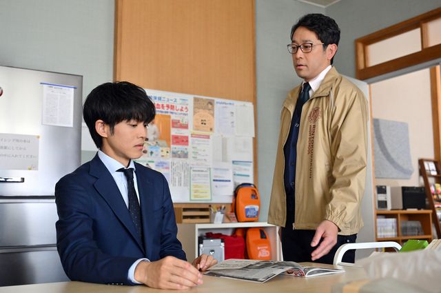 御上の正体が明かされる！「御上先生」第6話場面写真（11枚目）