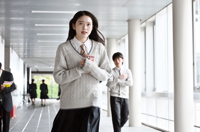 御上の正体が明かされる！「御上先生」第6話場面写真（15枚目）