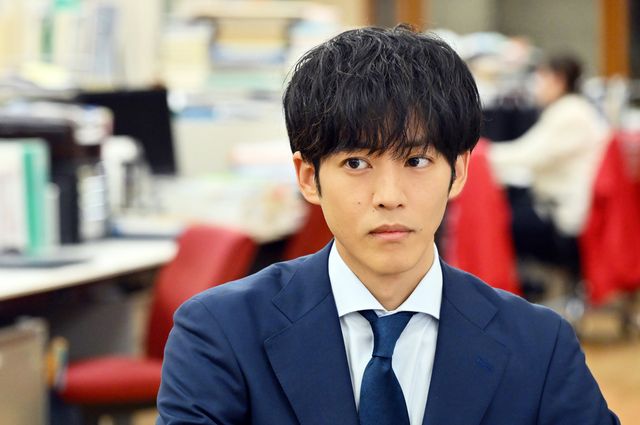 御上の正体が明かされる！「御上先生」第6話場面写真（19枚目）