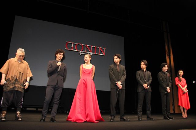 東出昌大＆桐谷健太が仲良すぎ！『GONIN』キャスト集結フォトギャラリー（16枚目）