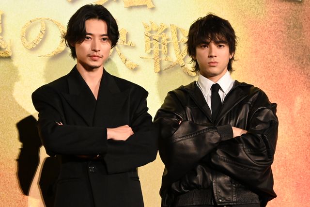 山崎賢人、山田裕貴とハグ！『キングダム　魂の決戦』超特大ヒット御礼舞台挨拶の様子（30枚目）