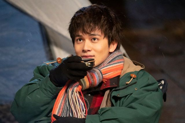 キスシーンも話題に！「星降る夜に」第1話（4枚目）