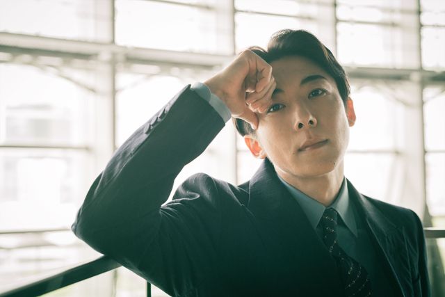 高橋一生インタビュー撮りおろし＜9枚＞『岸辺露伴　ルーヴルへ行く』（9枚目）