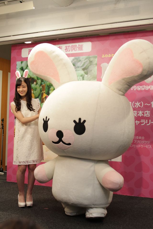橋本環奈の超絶かわいいうさ耳姿！フォトギャラリー（6枚目）