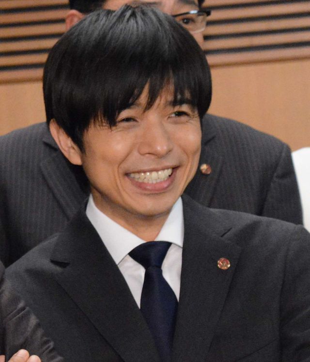 寺尾聰が出演した「西部警察」に憧れて芸能界入りしたという井ノ原快彦：フォトギャラリー