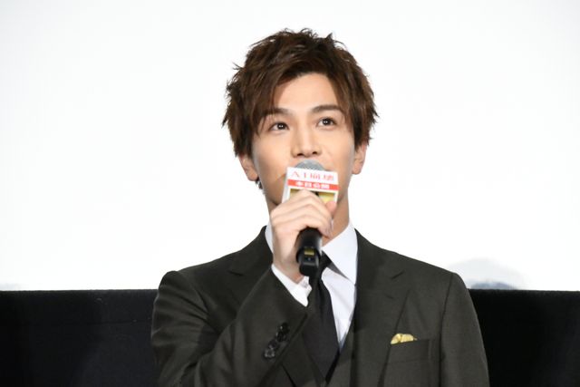 広瀬アリス、透けドレスで大人の美しさ！『AI崩壊』初日舞台あいさつ（14枚目）