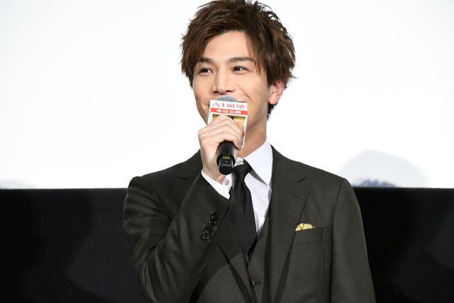 広瀬アリス、透けドレスで大人の美しさ！『AI崩壊』初日舞台あいさつ（17枚目）