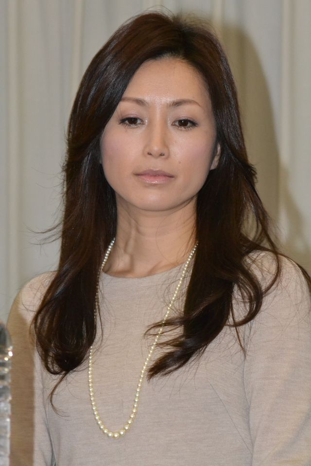 酒井法子復帰会見 フォトギャラリー（11枚目）