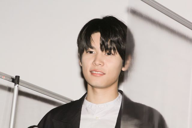 久保史緒里がキュートな幽霊ポーズ！映画『左様なら今晩は』完成披露上映会（14枚目）