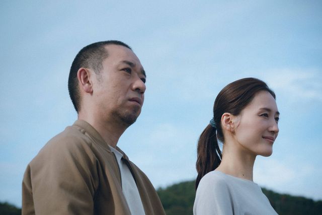 健介(千鳥・大悟)、音々(綾瀬はるか)