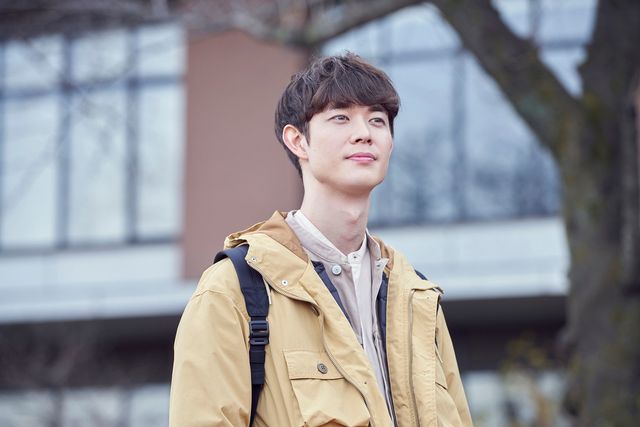 小松菜奈＆宮沢氷魚『ムーンライト・シャドウ』儚さ感じる場面カットほか（4枚目）