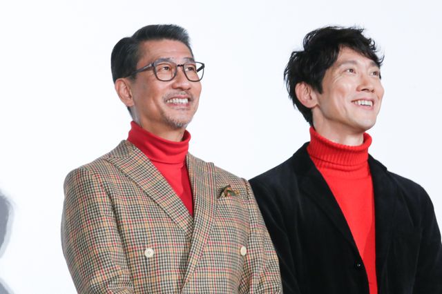 新年からいい笑顔！中井貴一＆佐々木蔵之介登壇『嘘八百』初日舞台あいさつ（8枚目）
