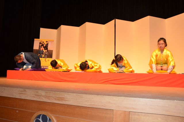 林家たい平が、子供たちに名人芸を伝承!?映画『もういちど』親子試写会舞台あいさつ＆「こども落語教室」フォトギャラリー（7枚目）