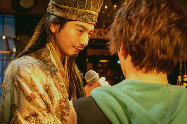 KABE太人がひょう変！「パリピ孔明」第4話場面写真（4枚目）