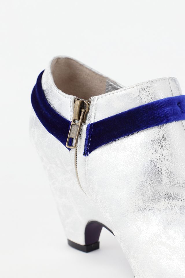 これは欲しいぞ！「名探偵コナン」パンプス＆「怪盗キッド」ブーティ！写真ギャラリー（27枚目）