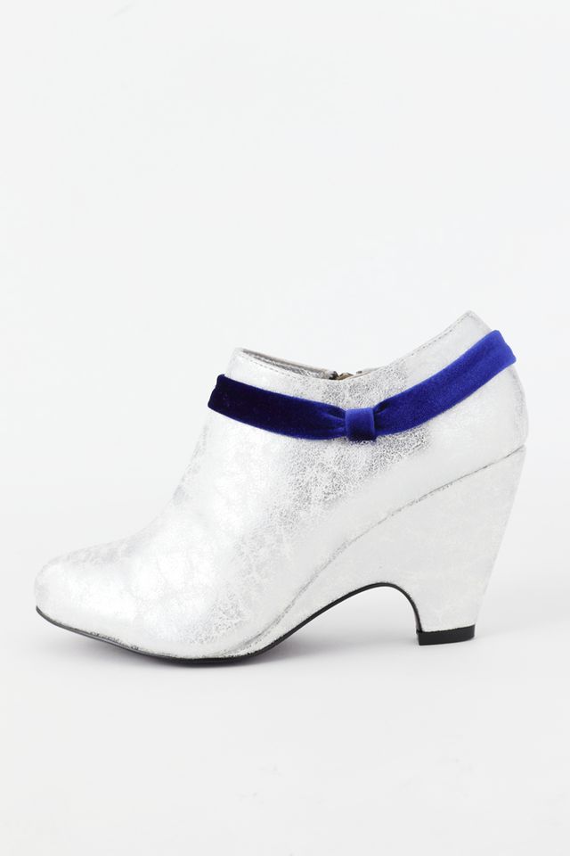 これは欲しいぞ！「名探偵コナン」パンプス＆「怪盗キッド」ブーティ！写真ギャラリー（28枚目）