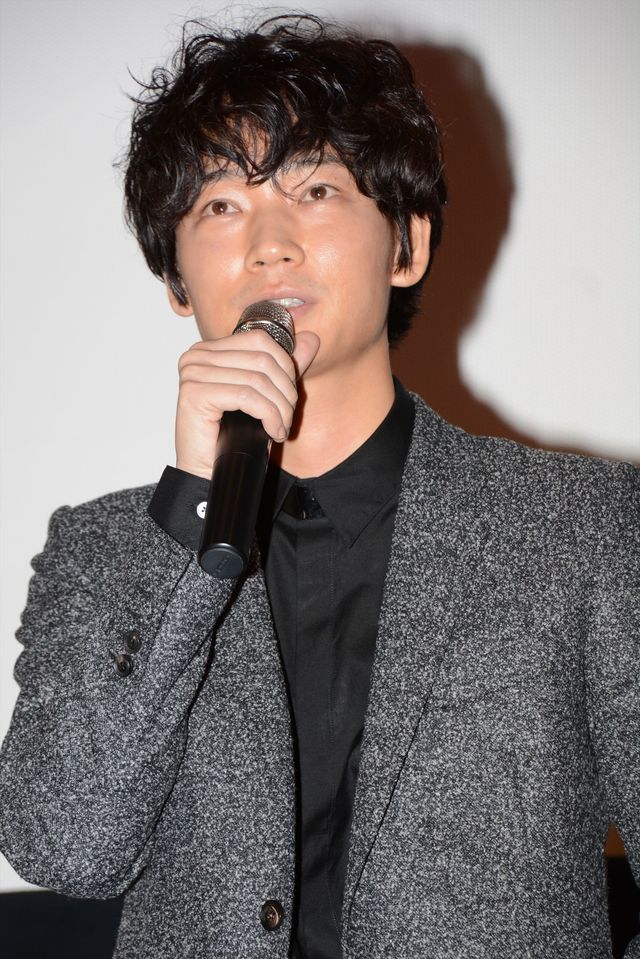 綾野剛はイチゴタルトが好き！映画『ピース　オブ　ケイク』初日舞台あいさつフォトギャラリー（4枚目）