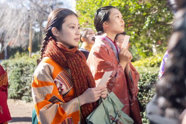 嵩（北村匠海）を励ます優しい寛（竹野内豊）…朝ドラ「あんぱん」第19回（2枚目）