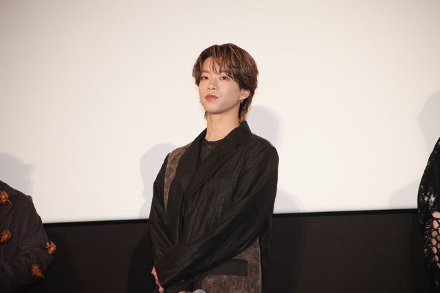 板垣李光人、綱啓永、吉川愛らが“秘密”告白『口に関するアンケート』初日舞台挨拶（8枚目）