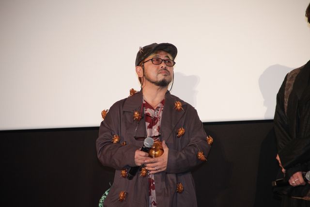 板垣李光人、綱啓永、吉川愛らが“秘密”告白『口に関するアンケート』初日舞台挨拶（9枚目）