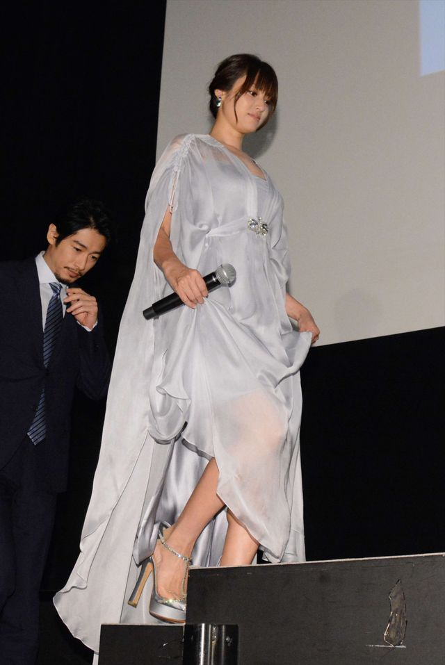 ディーン・フジオカ、高橋一生、深田恭子らも登壇！『空飛ぶタイヤ』公開記念舞台あいさつ（2枚目）