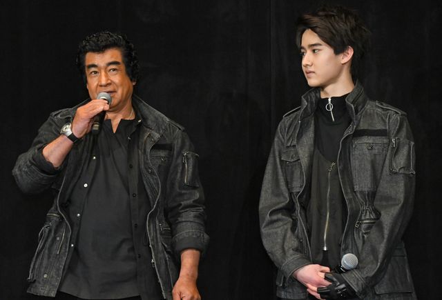 藤岡弘、＆息子・真威人、親子初イベントで射撃対決！（6枚目）