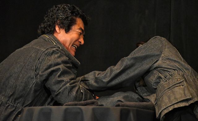 藤岡弘、＆息子・真威人、親子初イベントで射撃対決！（12枚目）