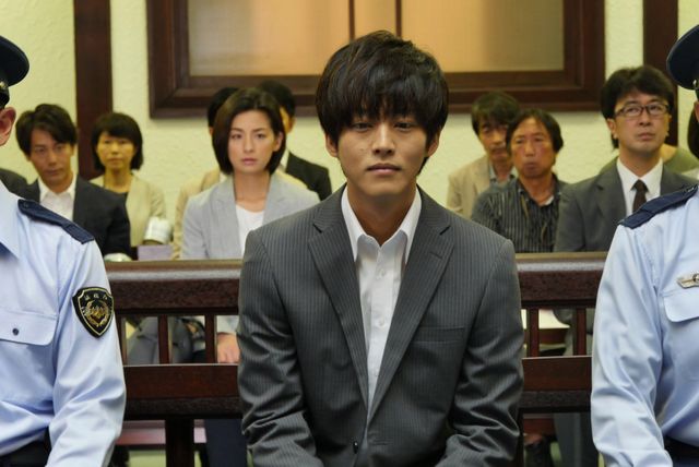 松坂桃李主演×貫井徳郎原作「微笑む人」場面写真（22枚目）