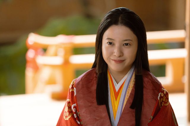 怪しすぎる伊周（三浦翔平）…「光る君へ」第35回「中宮の涙」（4枚目）