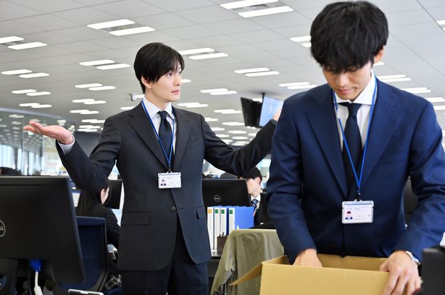 日曜劇場「御上先生」第1話場面写真【ネタバレあり】：フォトギャラリー