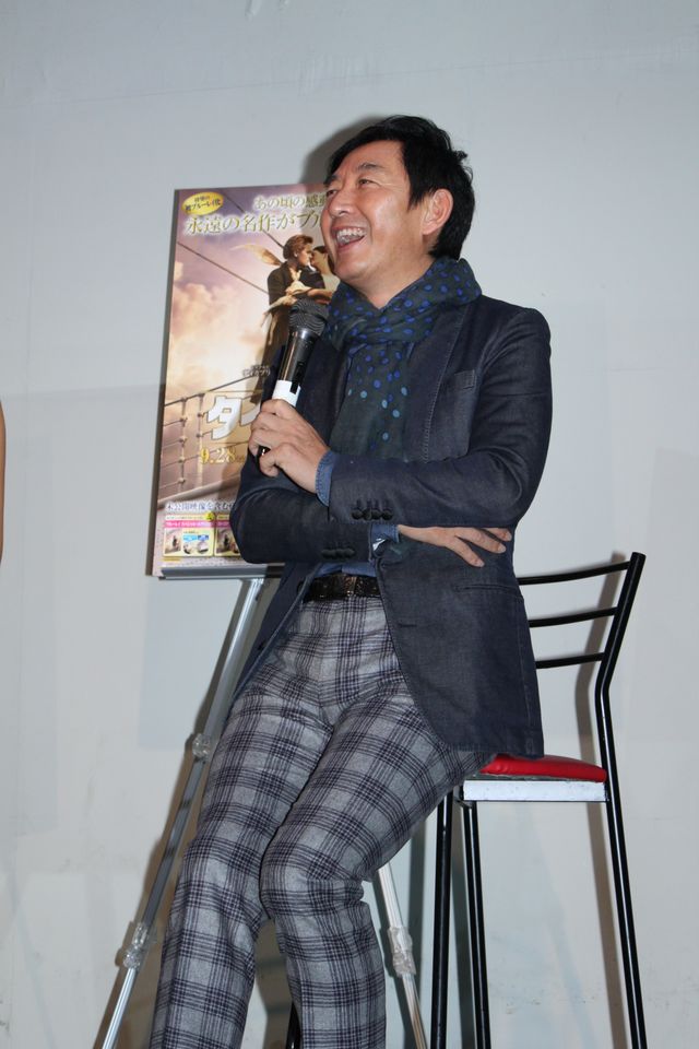 娘・すみれも登場！映画『タイタニック』ブルーレイ発売記念イベントフォトギャラリー（4枚目）