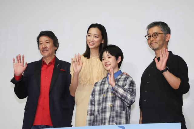 杏、子役の急成長に驚き！映画『かくしごと』公開記念舞台あいさつ（2枚目）