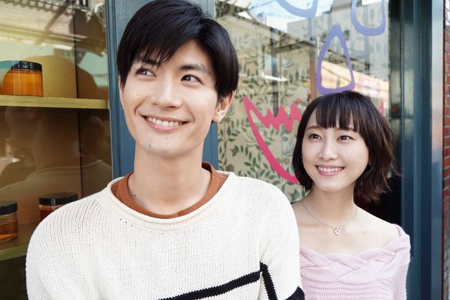 【全5枚】三浦春馬＆松井玲奈カップル風写真！テレビドラマ「オトナ高校」第3話より（2枚目）