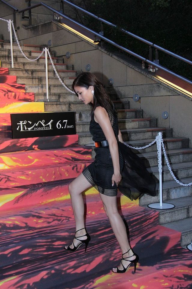 ミラ・ジョヴォヴィッチ&黒木メイサが美の競演!フォトギャラリー