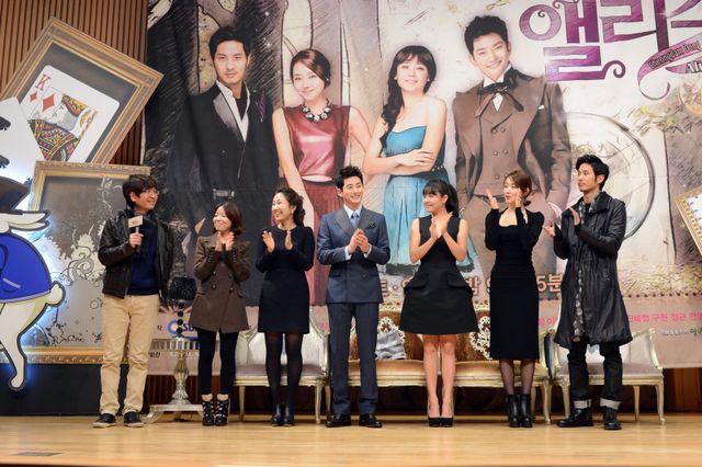 パク・シフ、交通事故のような愛を感じたい!?理想の女性像について明かす＜韓国JPICTURES＞（6枚目）