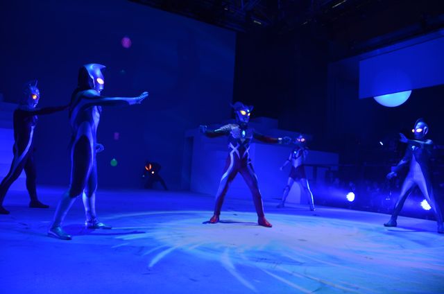 DAIGO、ぱちんこウルトラマンを大絶賛！フォトギャラリー（5枚目）