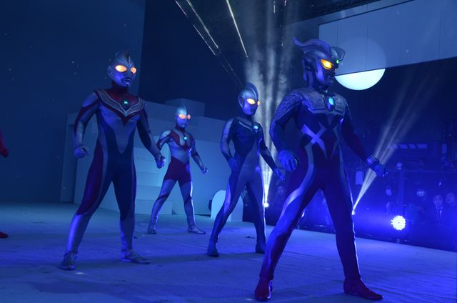 DAIGO、ぱちんこウルトラマンを大絶賛！フォトギャラリー（9枚目）