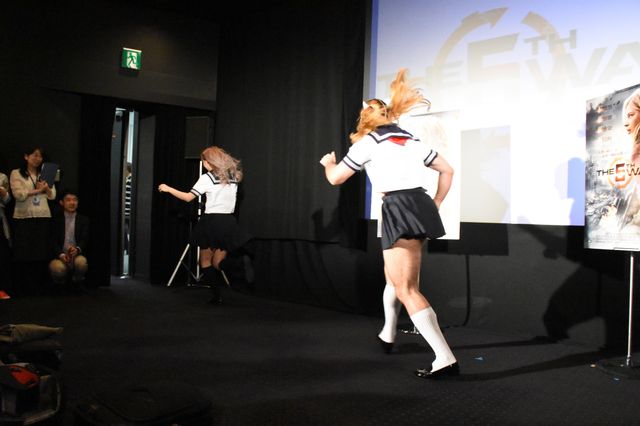 藤田ニコル＆レディビアードが『フィフス・ウェイブ』をPR！フォトギャラリー（8枚目）