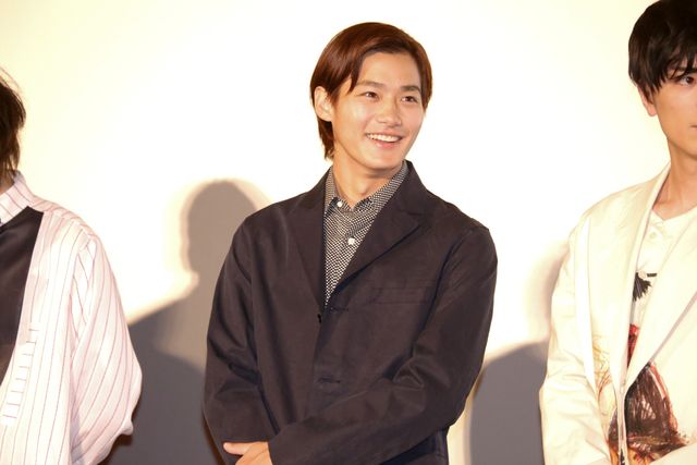 菅田将暉、「大好きです！」と『帝一の國』の仲間たちから大人気（2枚目）