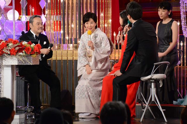 松岡茉優、キュートなドレスで笑顔！（8枚目）