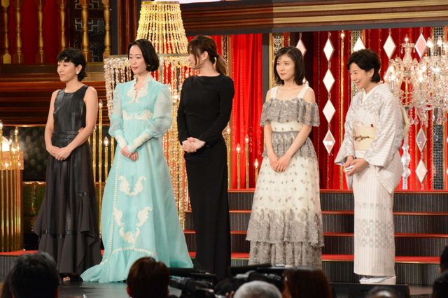 松岡茉優、キュートなドレスで笑顔！（13枚目）