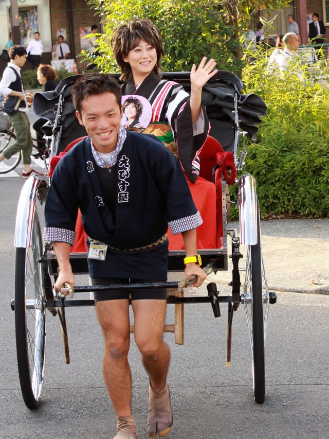 水谷千重子リサイタルツアーDVD発売記念＆紅白出場祈願浅草詣り写真ギャラリー（3枚目）