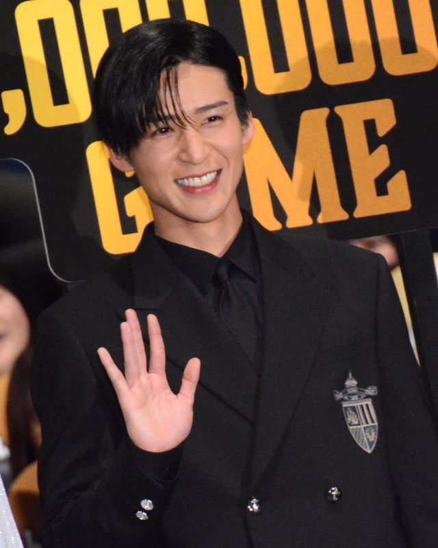 目黒蓮へ感謝の手紙、佐野勇斗が涙！『劇場版　トリリオンゲーム』初日舞台あいさつ：フォトギャラリー