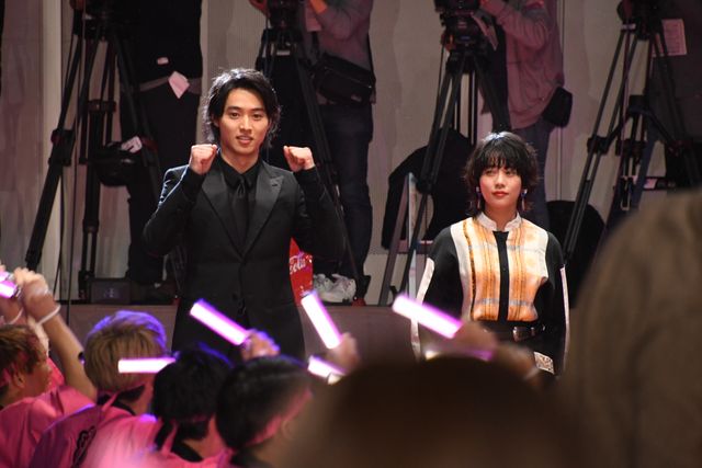 高畑充希＆山崎賢人ら豪華キャスト集結！映画『ヲタクに恋は難しい』完成披露試写会（3枚目）