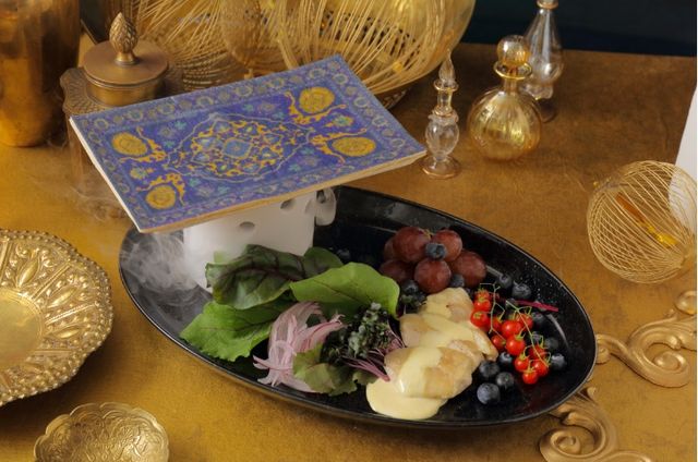 魔法のランプカレー！『アラジン』スペシャルカフェのメニュー＆グッズ（2枚目）